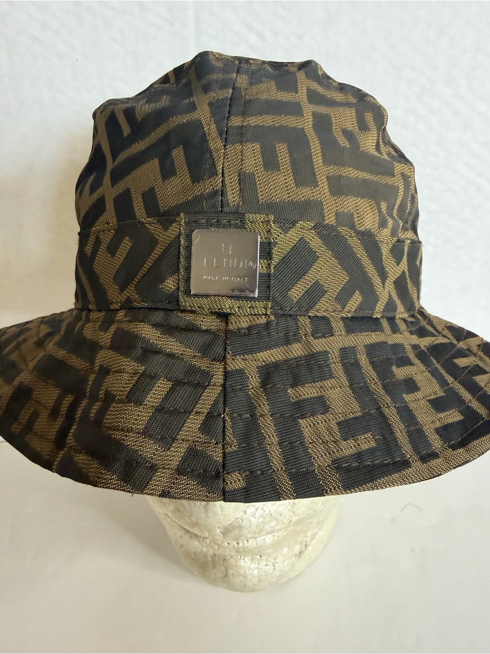 Authentic FENDI Zucca Brown FF Unisex Jacquard Bucket Hat in size medium